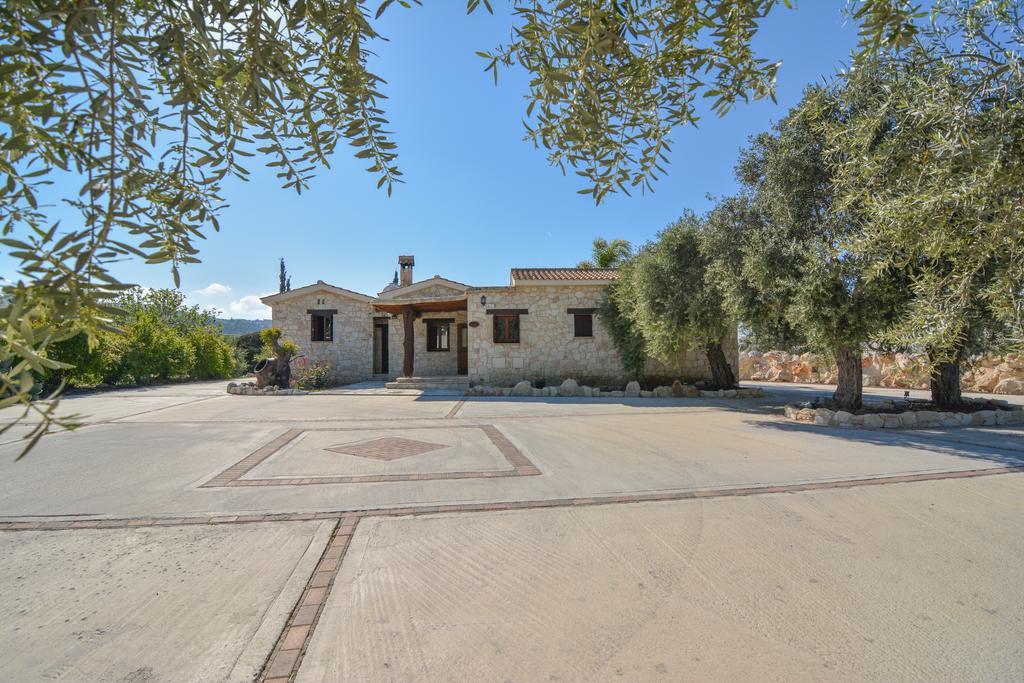La Estancia Polis Exterior photo